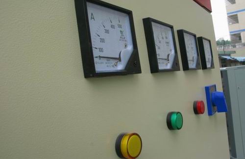 四方台成套配电箱